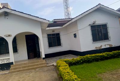 4 Bed Villa with En Suite at Bamburi