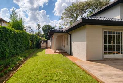 5 Bed House with En Suite at Runda