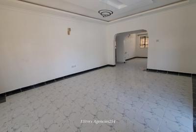 3 Bed House with En Suite at Acacia Main Road