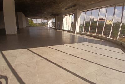 5,600 ft² Office with Parking in Karen - 3