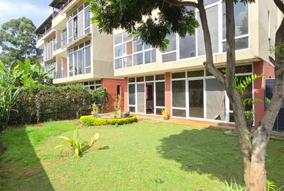 5 Bed Townhouse with En Suite at Lavington Convent Drive - 3