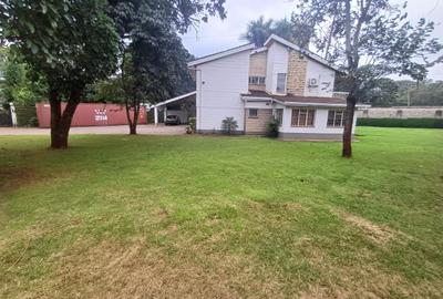 5 Bed House with Staff Quarters in Gigiri