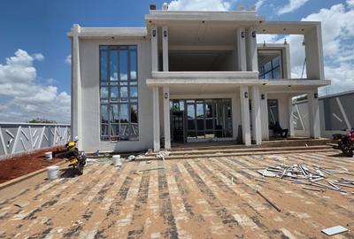 4 Bed Townhouse with En Suite in Ruiru