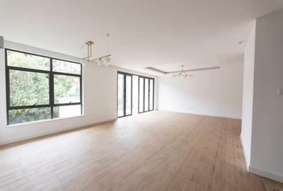 4 Bed Apartment with En Suite at Two Rivers - 2