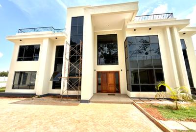 5 Bed Villa with En Suite in Loresho