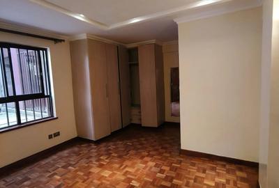 2 Bed Apartment with Parking in Lavington