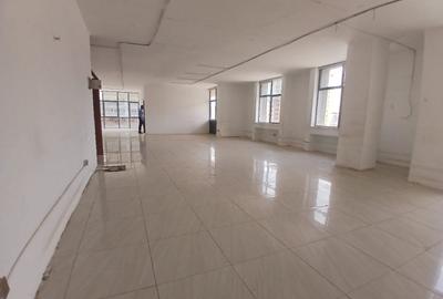 1,700 ft² Office with Parking in Kilimani