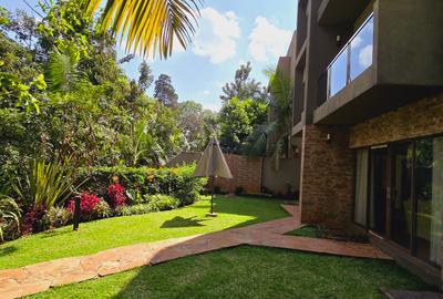5 Bed Townhouse with En Suite at Lavington Mall