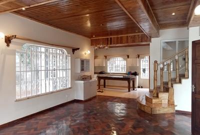 4 Bed Townhouse with En Suite in Spring Valley