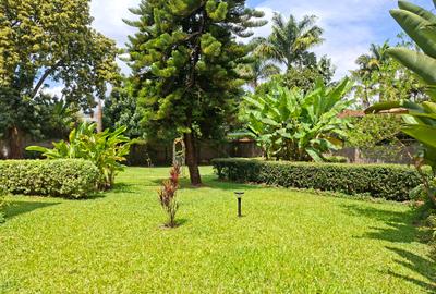 4 Bed House with En Suite at Off Glory Rd - 2