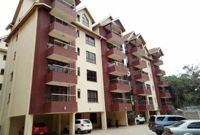 3 Bed Townhouse with En Suite in Lavington