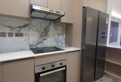 2 Bed Apartment with En Suite in Brookside - 3