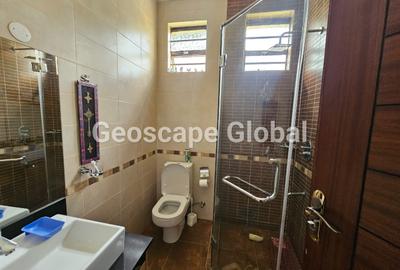 5 Bed House with En Suite in Kitisuru