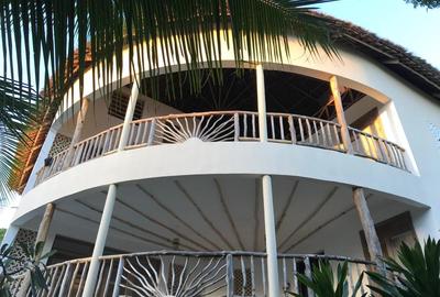 Furnished Commercial Property with Service Charge Included in Diani - 4