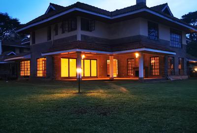 4 Bed Villa with En Suite in Loresho - 3