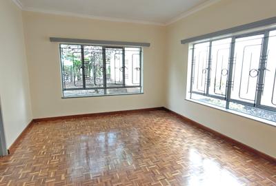 4 Bed House with Staff Quarters in State House - 3