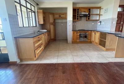 3 Bed Apartment with En Suite in Kilimani