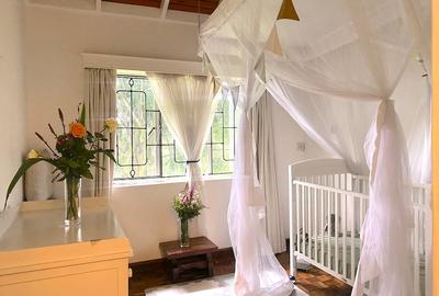 4 Bed House with En Suite at Red Hill