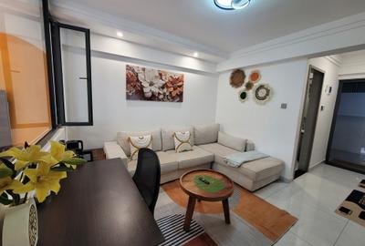 Serviced 1 Bed Apartment with En Suite at 23 Westlands Road - 3
