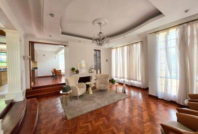 4 Bed Villa with En Suite at Garden Estate - 4