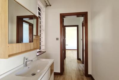4 Bed House with En Suite at Karen