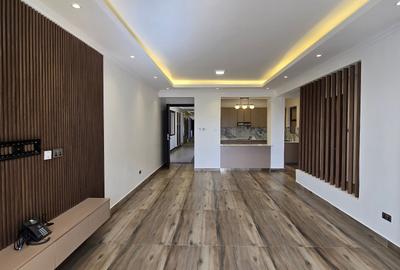 2 Bed Apartment with En Suite in Brookside - 2