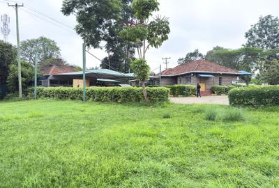 Commercial Property with Service Charge Included at Lavington