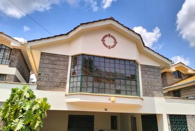 5 Bed Townhouse with En Suite in Spring Valley