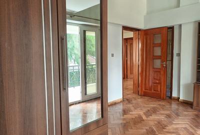 5 Bed Townhouse with En Suite in Lavington