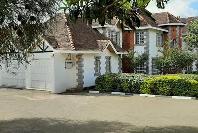 10,000 ft² Commercial Property with Backup Generator in Lavington - 4