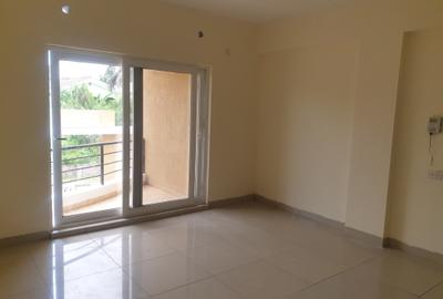 3 Bed Apartment with En Suite at Sea View Road - 3