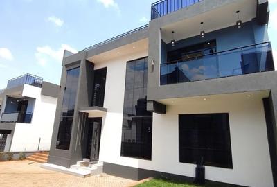 4 Bed Townhouse with En Suite at Mugutha - 3