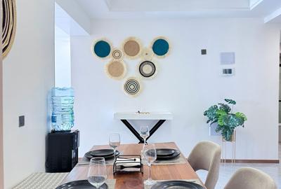 Furnished 2 Bed Apartment with Swimming Pool in Riverside