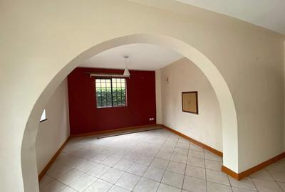 4 Bed Villa with En Suite at Mombasa Road - 4