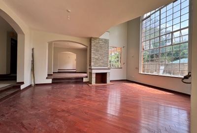 4 Bed House with En Suite in Karen - 3