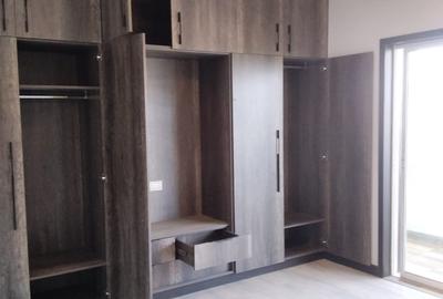 2 Bed Apartment with En Suite in Westlands Area - 3