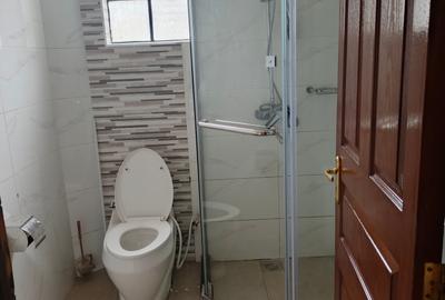 4 Bed Townhouse with En Suite at Lavington - 3