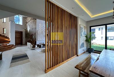 4 Bed Villa with Swimming Pool in Loresho