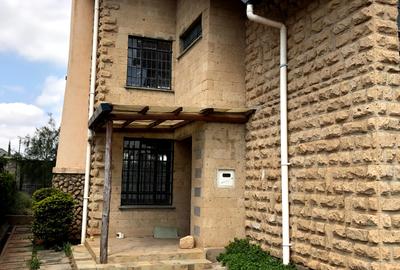 3 Bed Apartment with En Suite in Kitengela