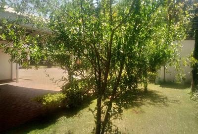 5 Bed House with En Suite in Thigiri