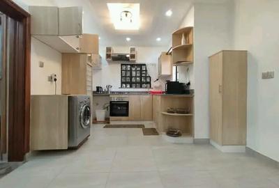 2 Bed House with En Suite at Runda - 4