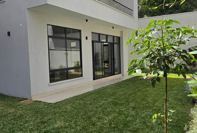 5 Bed Townhouse with En Suite at Lavington Green