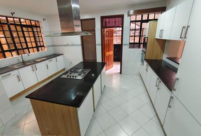 5 Bed Townhouse with En Suite at Kaputei Gardens - 3