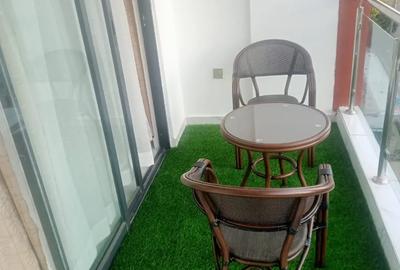 Serviced 2 Bed Apartment with En Suite at Wood Avenue - 3