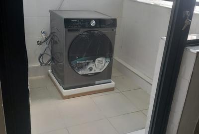 Furnished 2 Bed Apartment with En Suite at Parklands