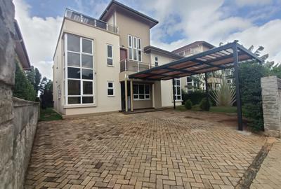 4 Bed Townhouse with En Suite in Runda