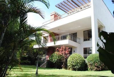 5 Bed Townhouse with Staff Quarters in Lavington