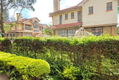 5 Bed Townhouse with En Suite at Othaya Road - 3