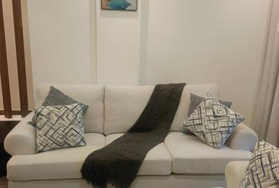 Furnished 3 Bed Apartment with En Suite in Brookside - 4