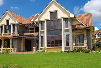 5 Bed House with En Suite at Runda Road